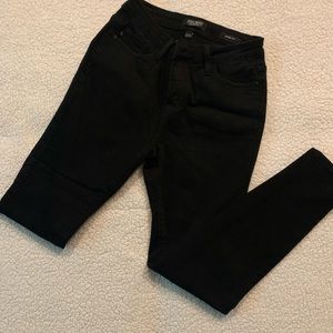 Black Skinny Fit Judy Blue Jeans 9/29